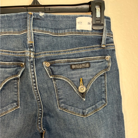 NWT- Hudson Beth Mid-Rise Baby Bootcut Jean - Picture 5 of 8